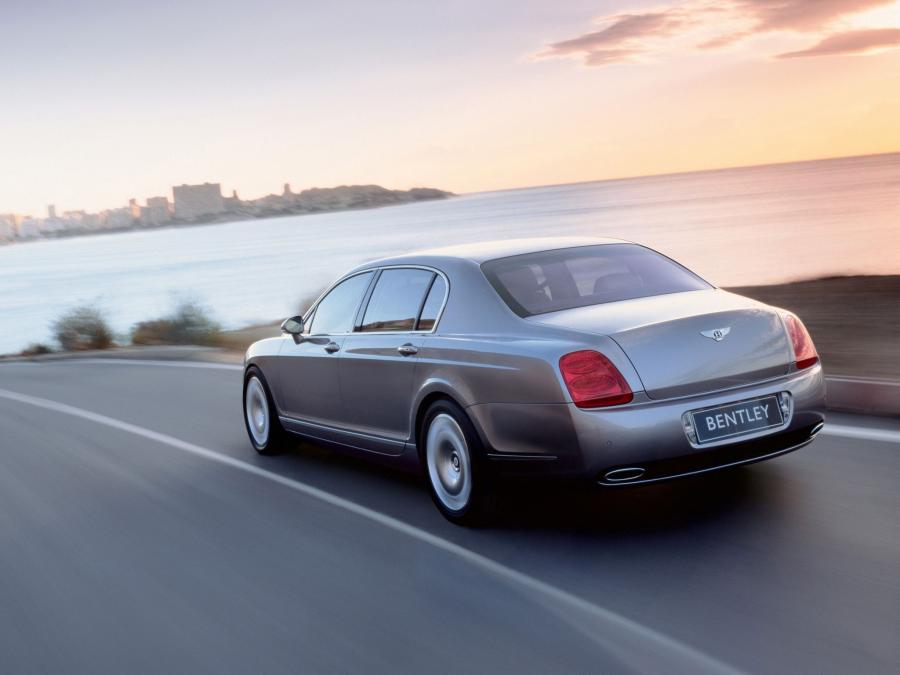  Bentley Continental Flying Spur 2005 года  (фото 43 из 51)